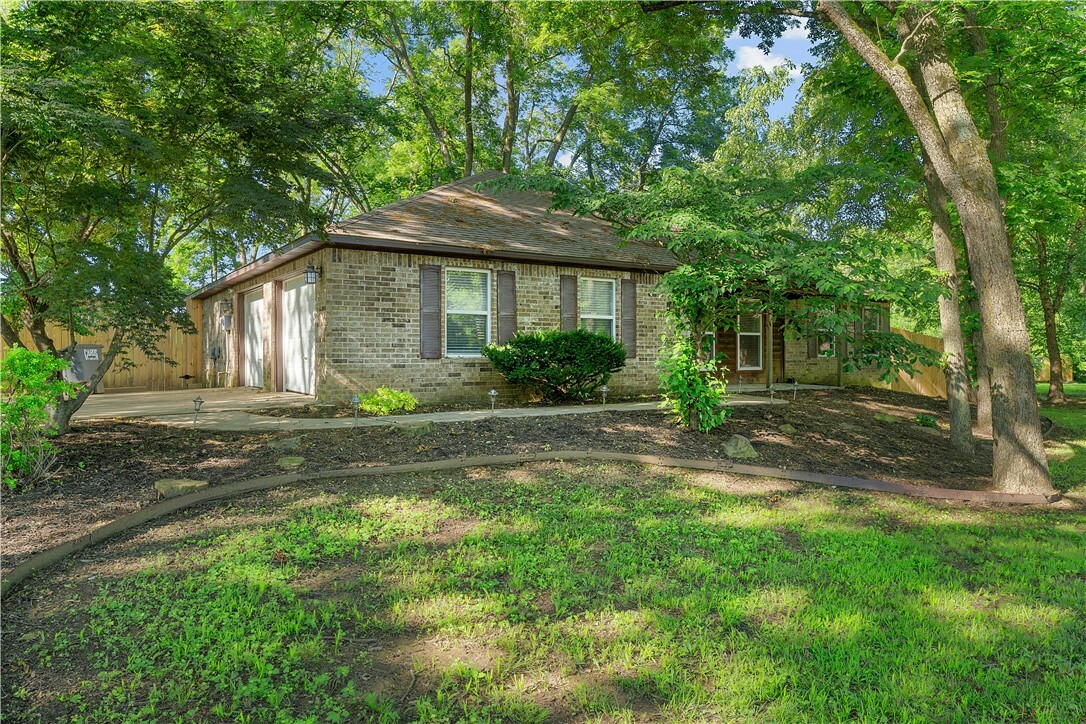 2409 Brandi Drive  Fayetteville AR 72701 photo