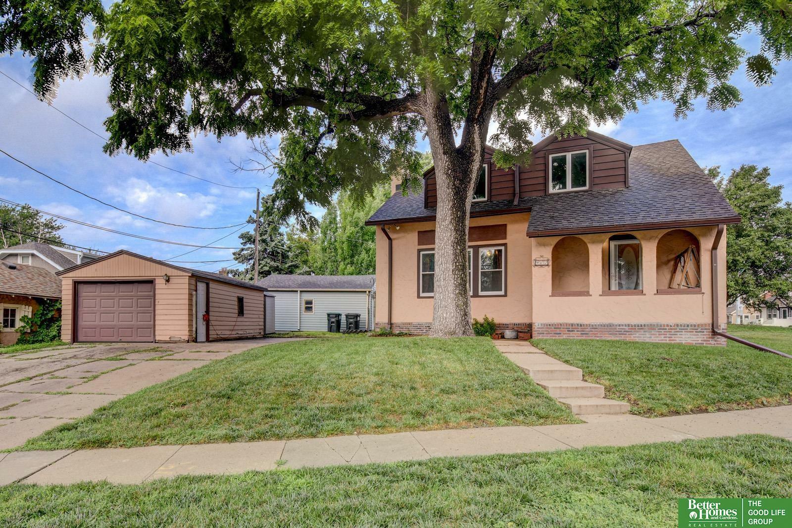Property Photo: 902 S 57th Street NE 68106