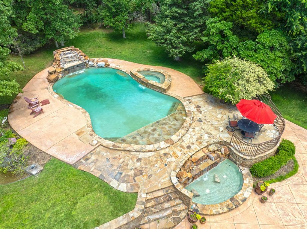 Property Photo: 11801 Old Mill Road OK 73131