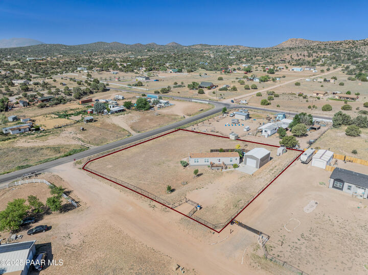 Property Photo:  2510 N Chippewa Road  AZ 86323 