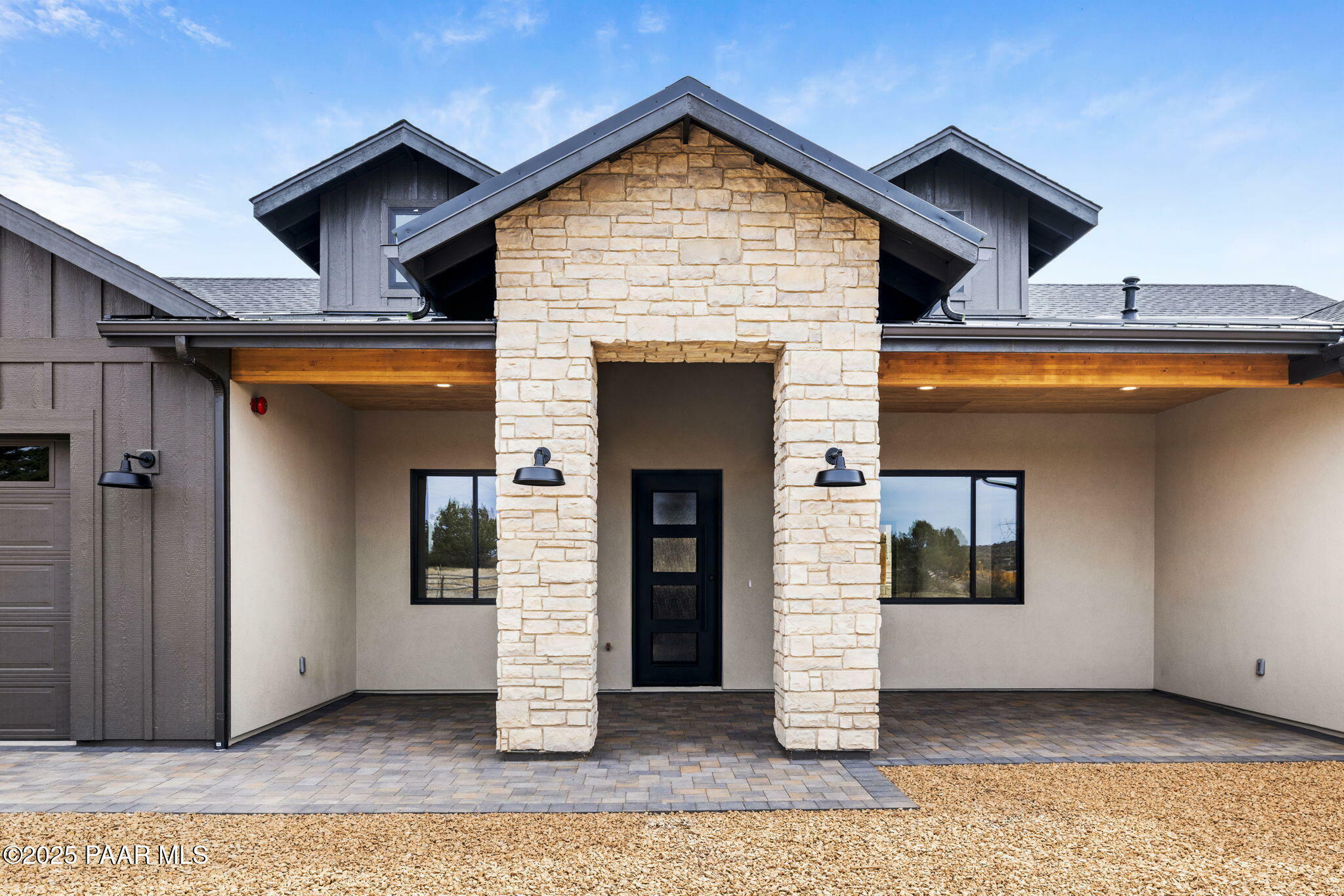 Property Photo: 5630 E Norma Drive AZ 86315