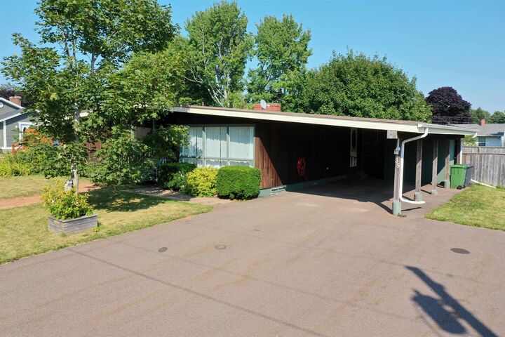 Property Photo:  35 Birchwood Heights  PE C1N 4C2 