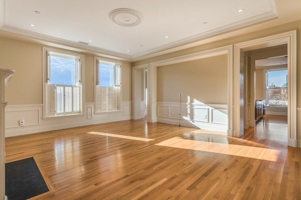 Property Photo: 419 Commonwealth Ave 3 MA 02115