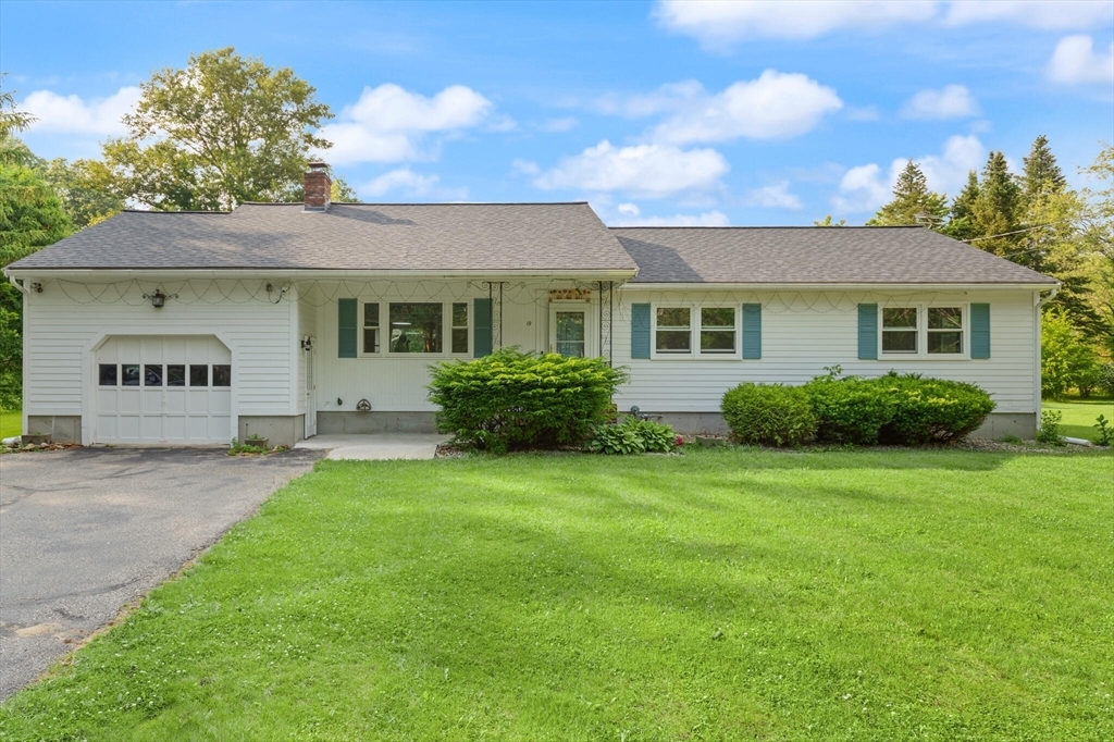 Property Photo: 19 Shaker Ln MA 01460