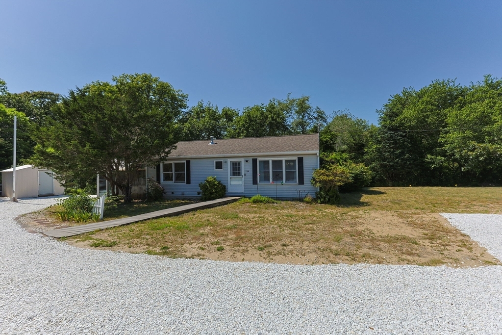 164 Pleasant Lake Ave  Harwich MA 02645 photo