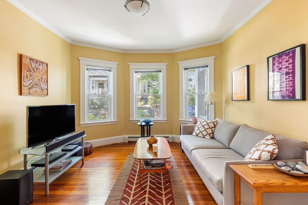 Property Photo:  89 Carolina Avenue 1  MA 02130 