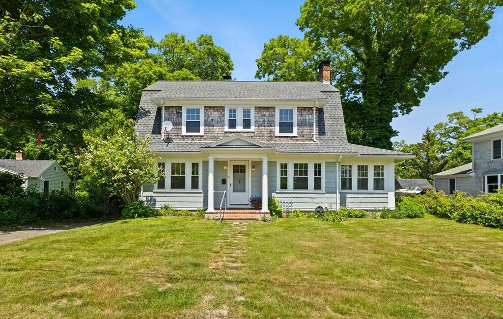 Property Photo:  20 Glendon  MA 02543 