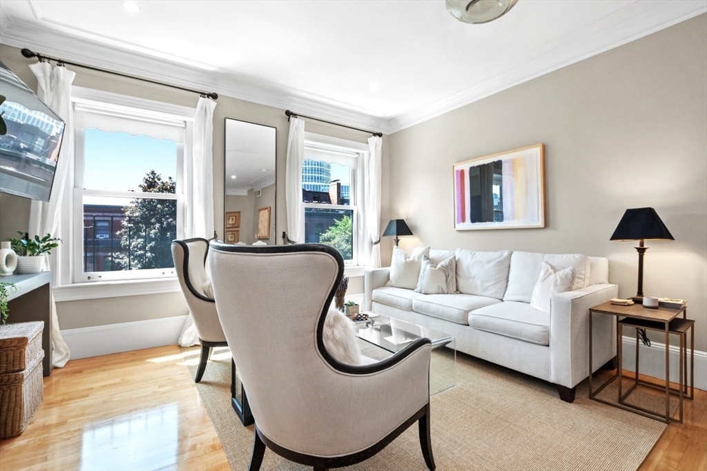 Property Photo: 395 Marlborough St 9 MA 02115