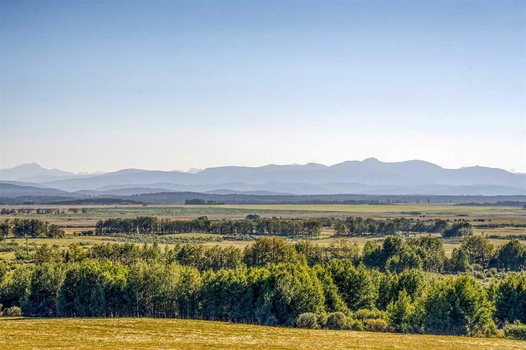 Photo de la propriété: 43062 Twp Rd 250 AB T3X 3H9