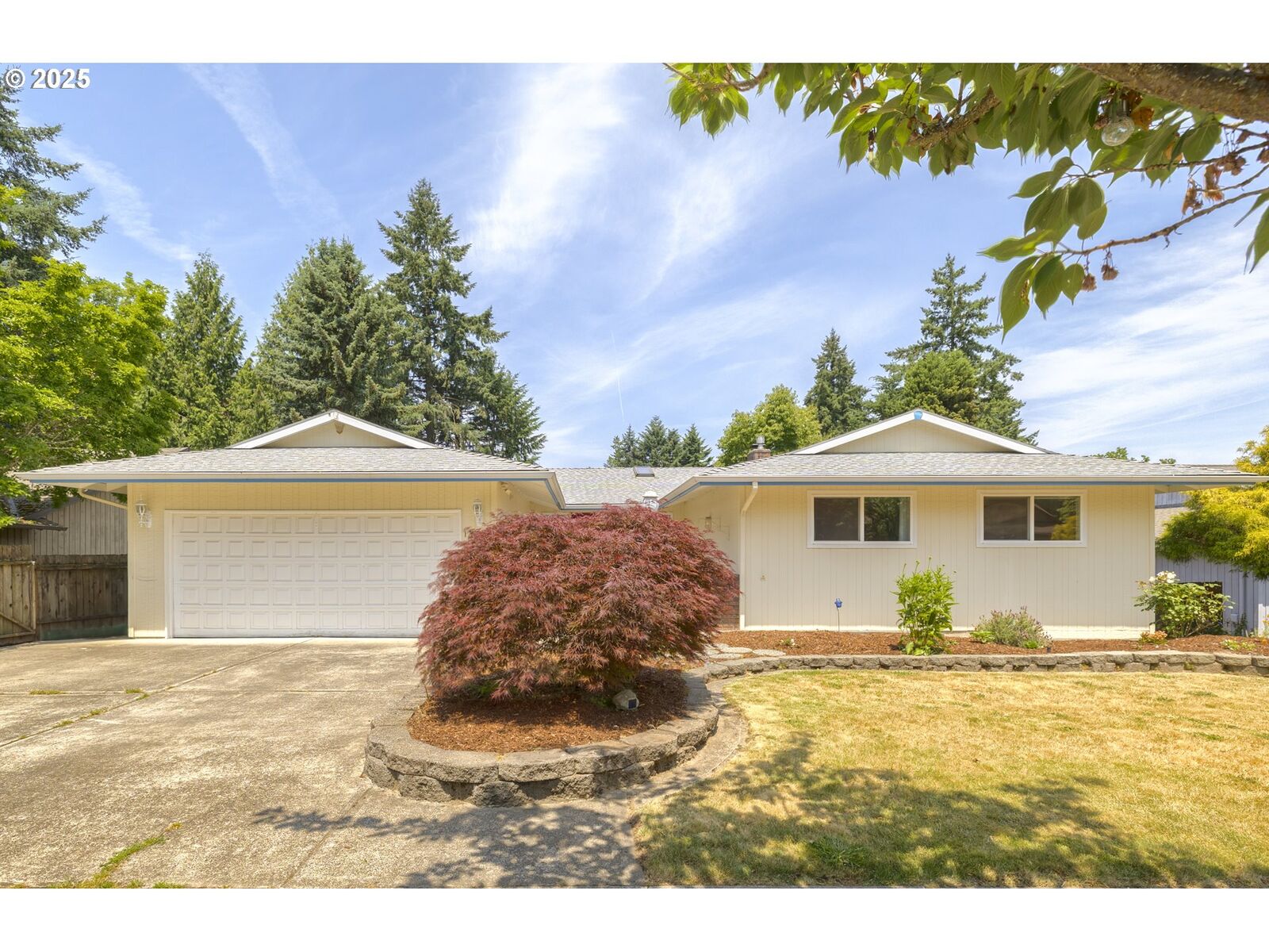 Property Photo:  14645 SW Carlsbad Dr  OR 97007 