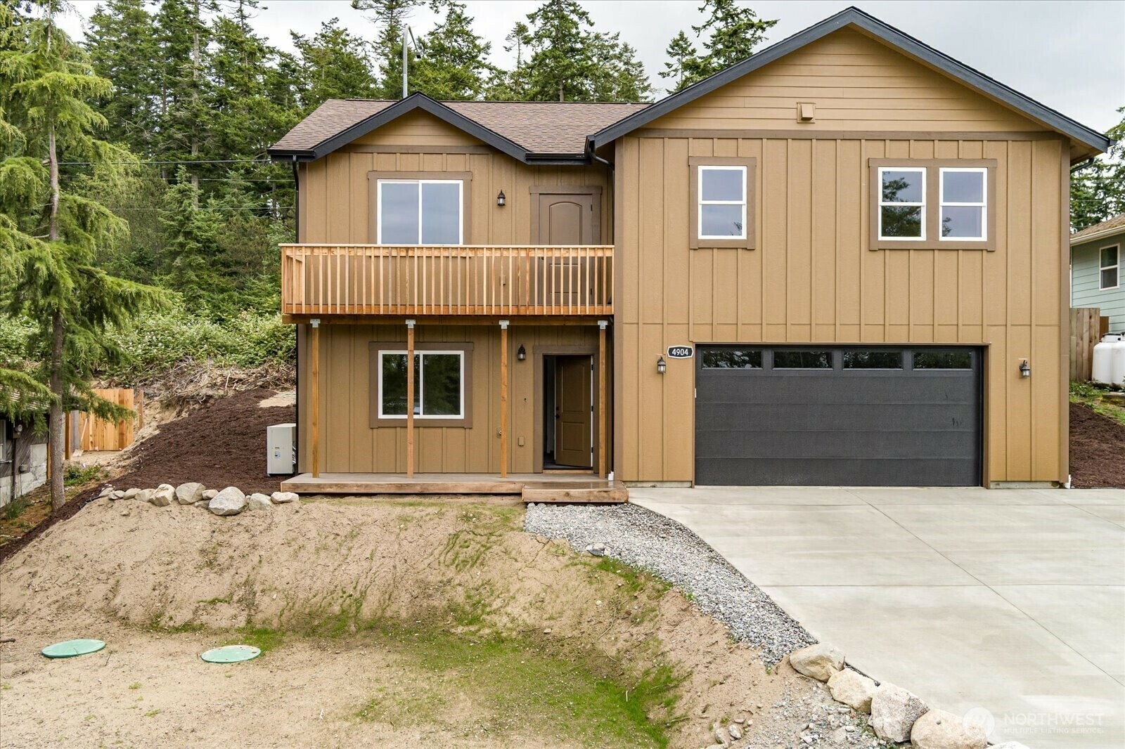 4904  Deception Circle  Oak Harbor WA 98277 photo
