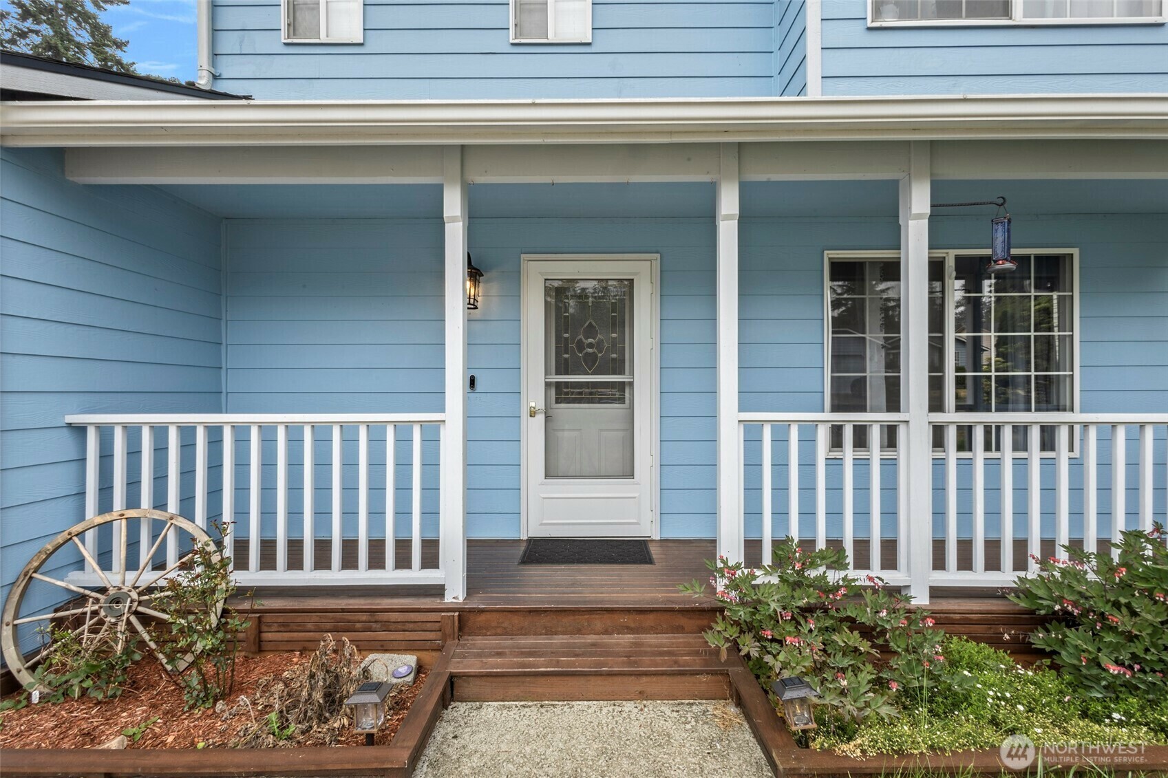 Property Photo: 909 SW 1st Avenue WA 98277