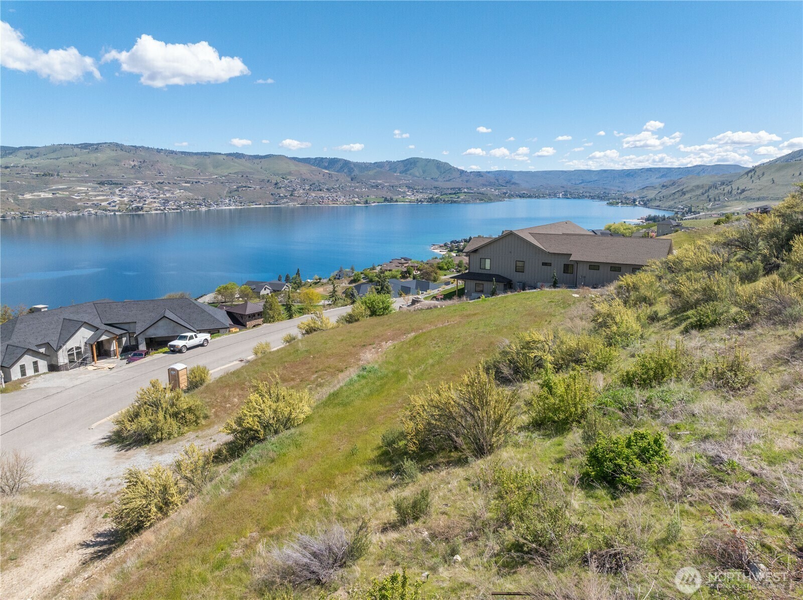 Property Photo: 306 Clos Chevalle Road WA 98816