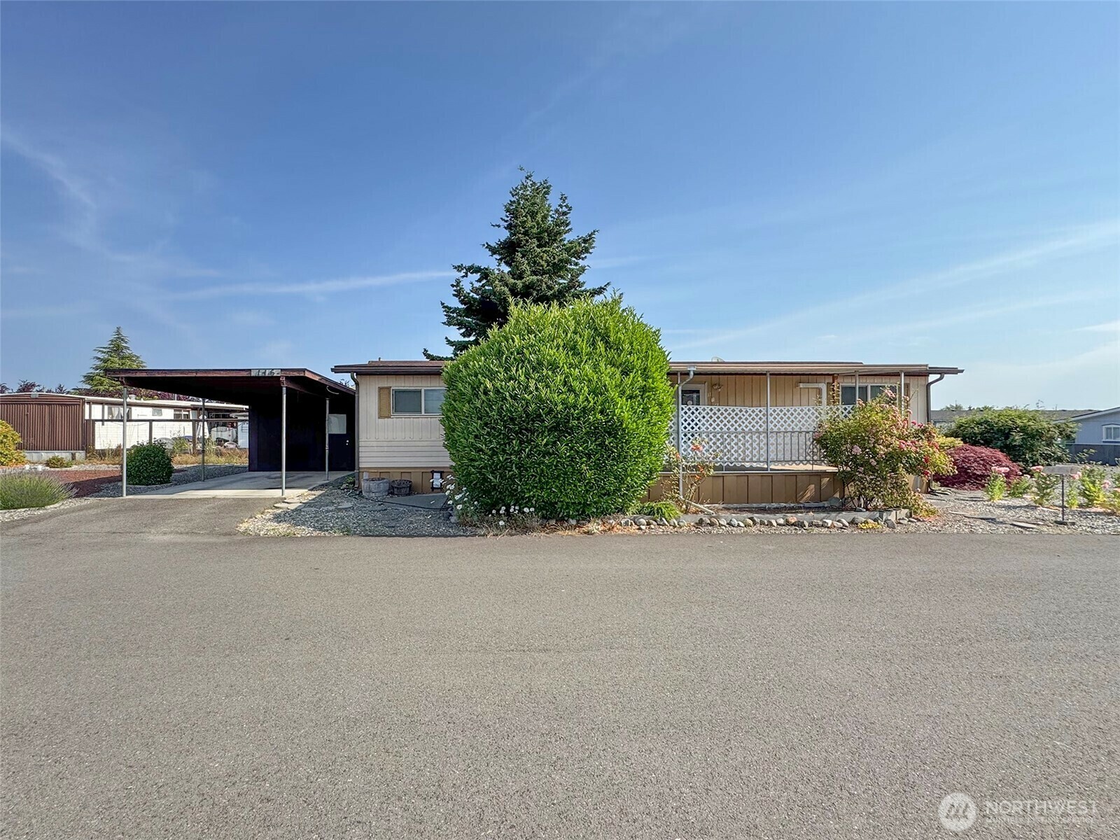 Property Photo: 610 W Spruce Street 116 WA 98382