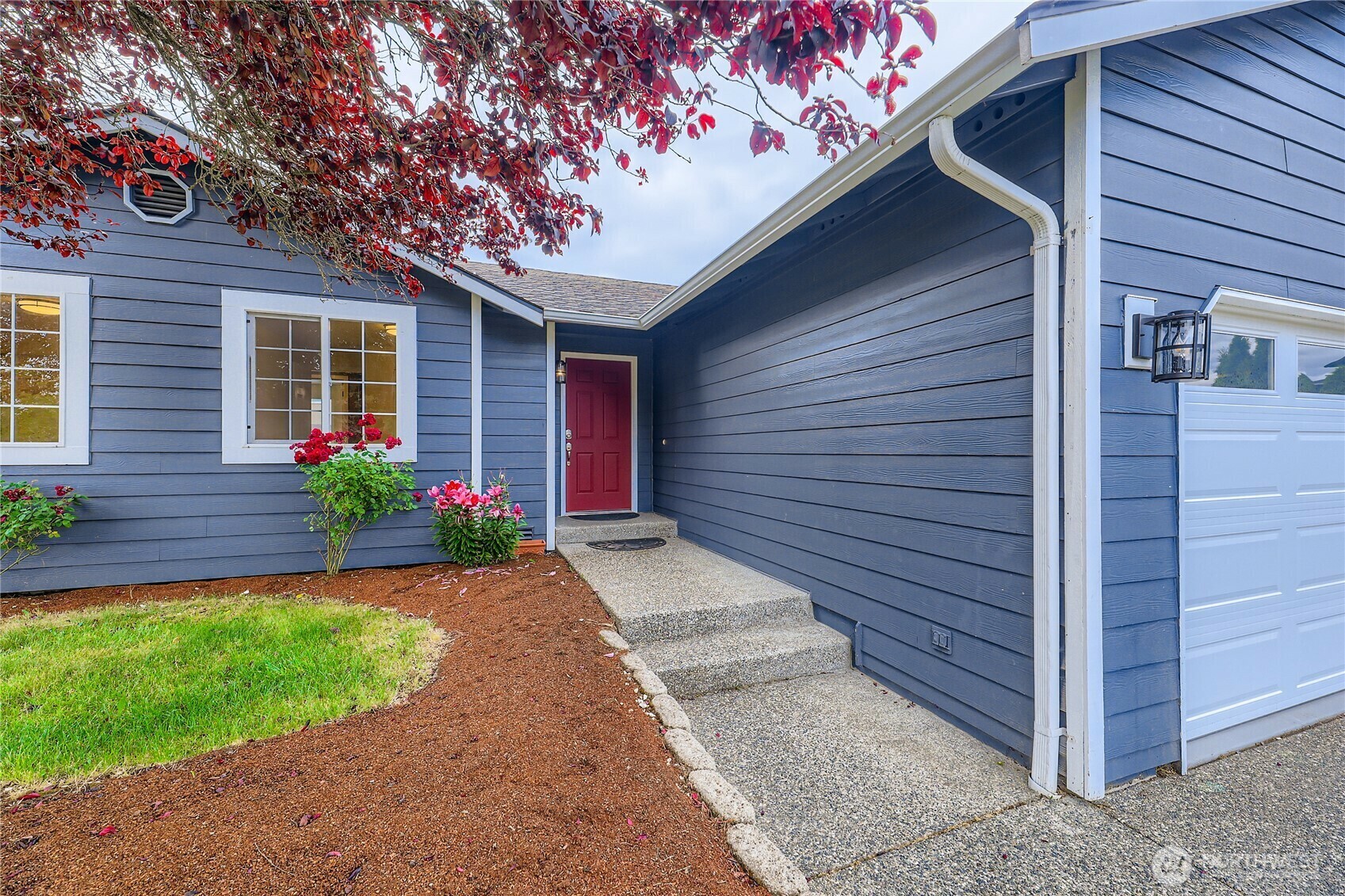 Property Photo: 1010 89th Drive NE WA 98258