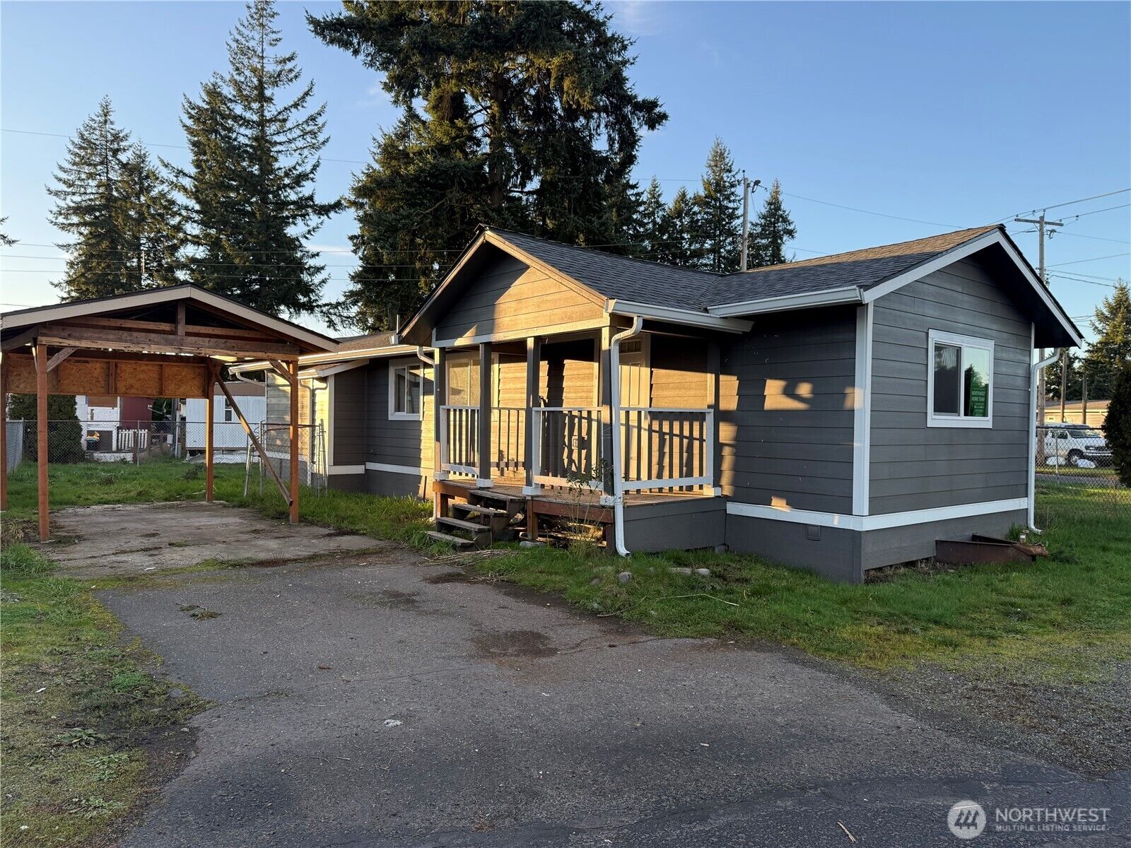 Property Photo:  6411  201st Avenue SW 21  WA 98531 
