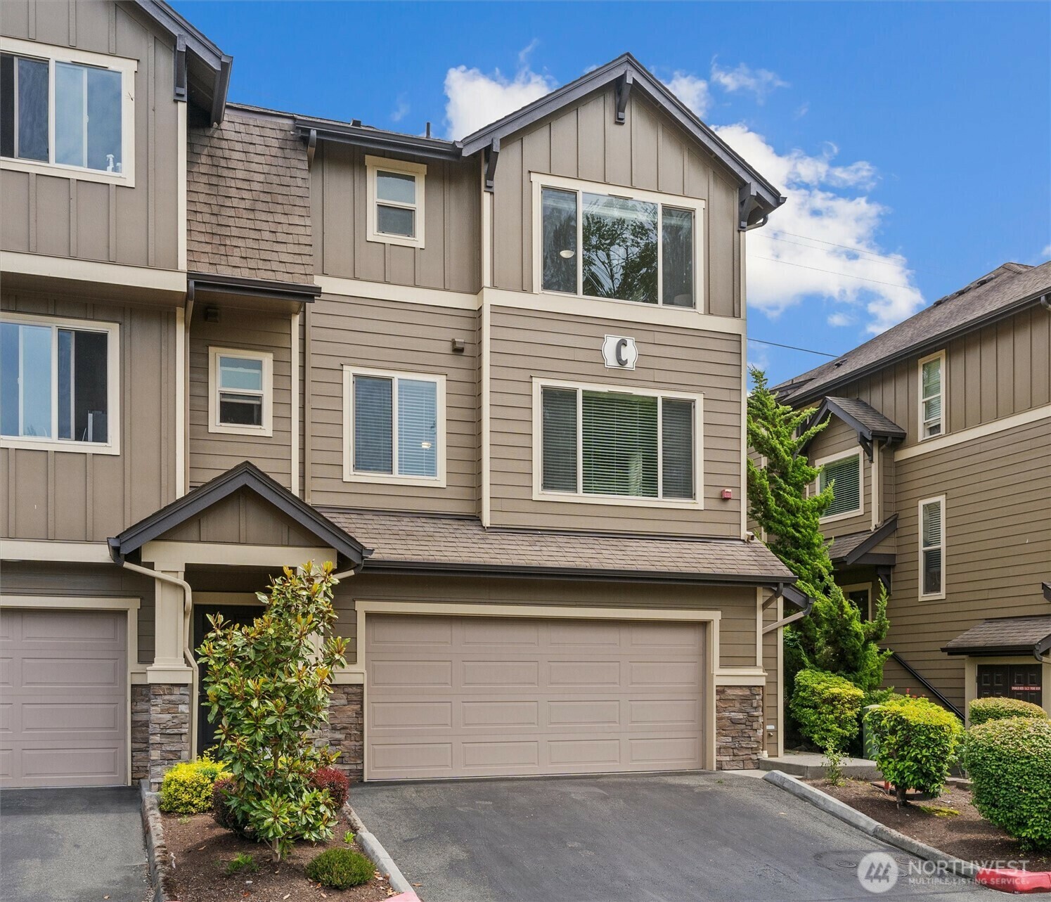 Property Photo: 1900 Weaver Rd C106 WA 98290