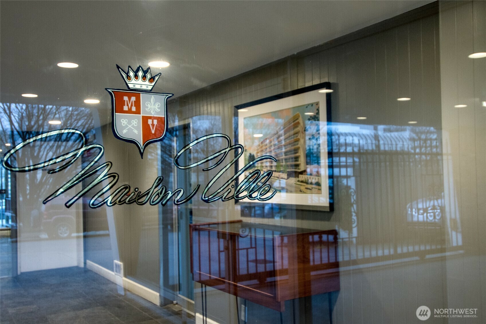 Property Photo: 1740 Melrose Avenue 802 WA 98122