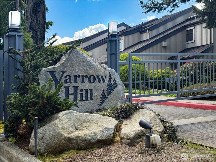 Property Photo:  4415  102nd Lane NE  WA 98033 