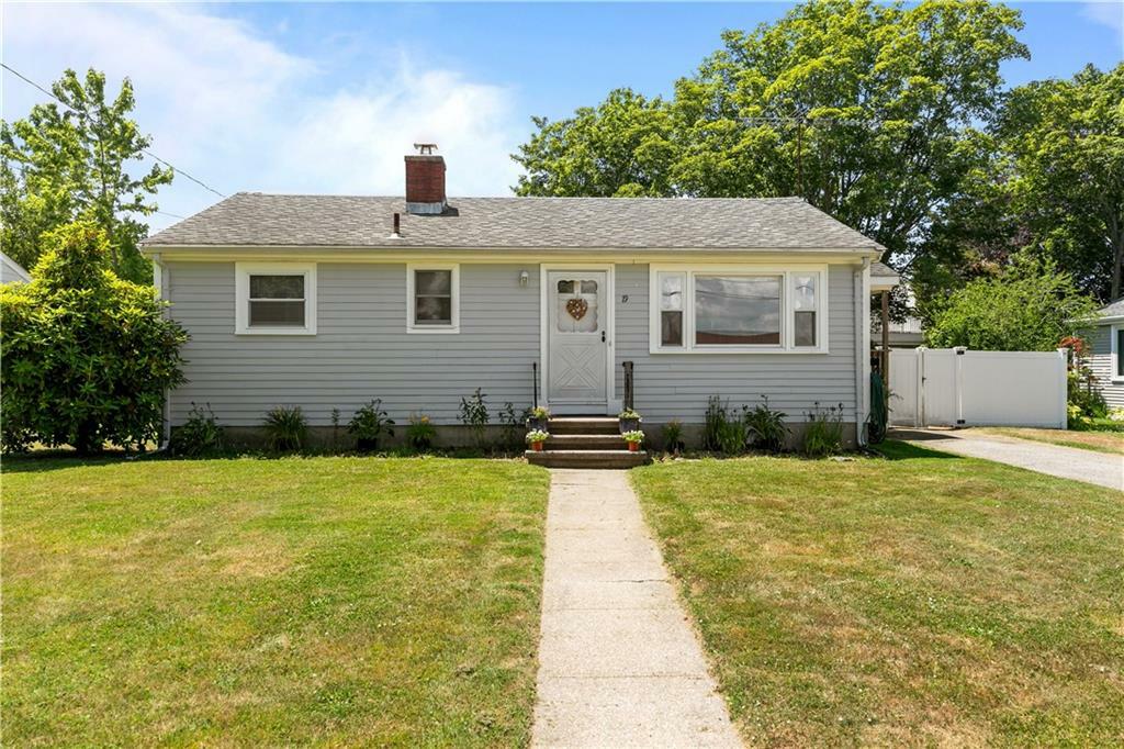 19 Murphy Circle  Middletown RI 02842 photo