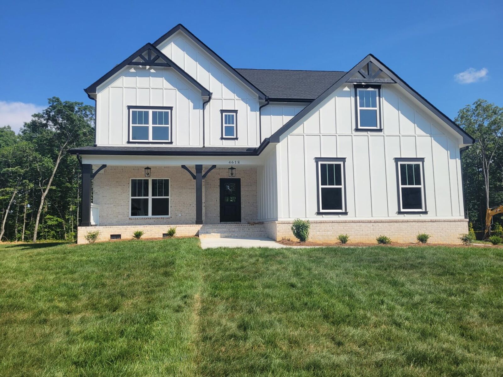 Property Photo: 4618 Signal Forest Drive TN 37377