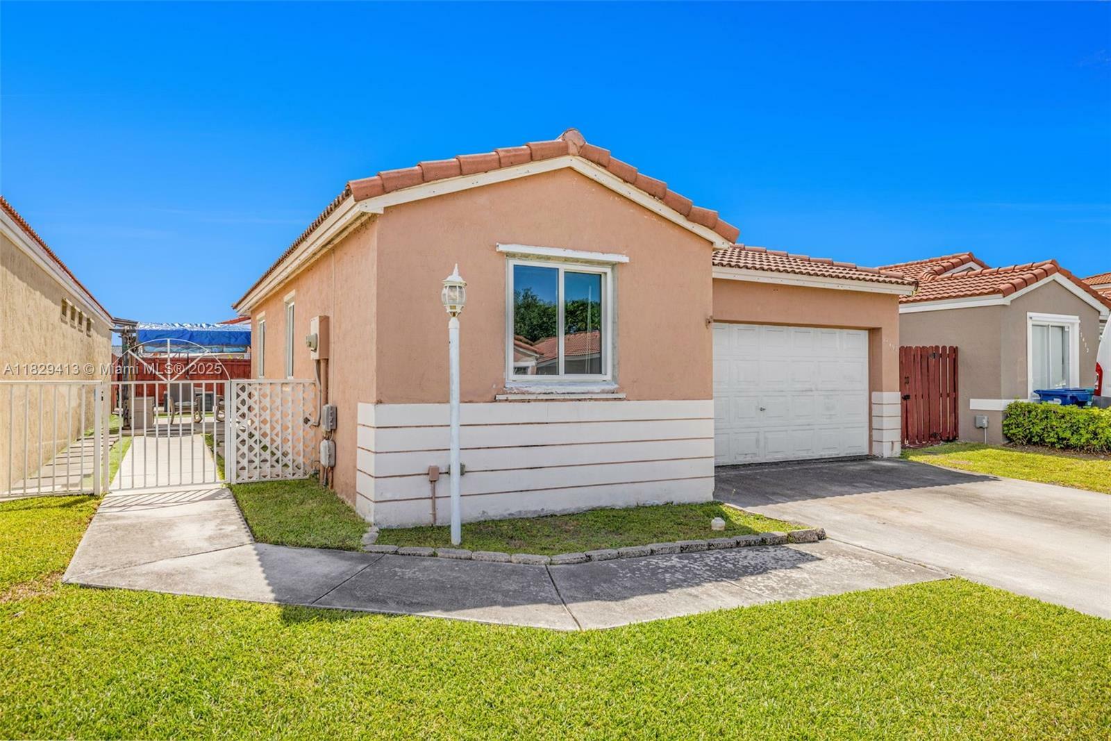 Property Photo: 17490 SW 142nd Ct FL 33177