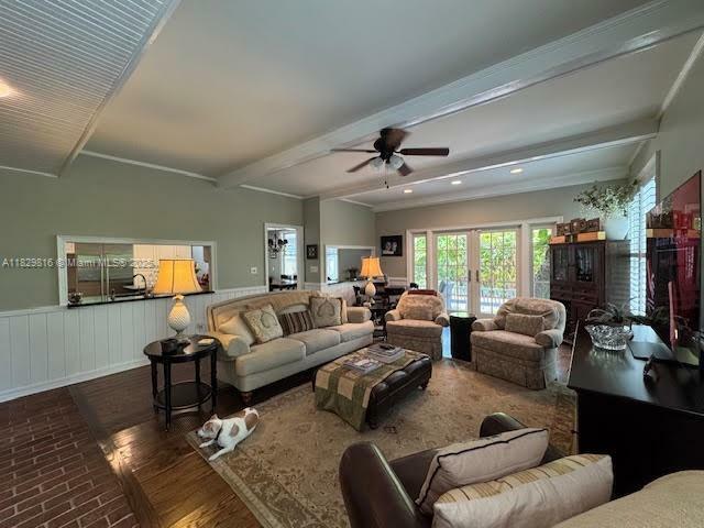 Property Photo:  3003 W Villa Rosa Park  FL 33611 