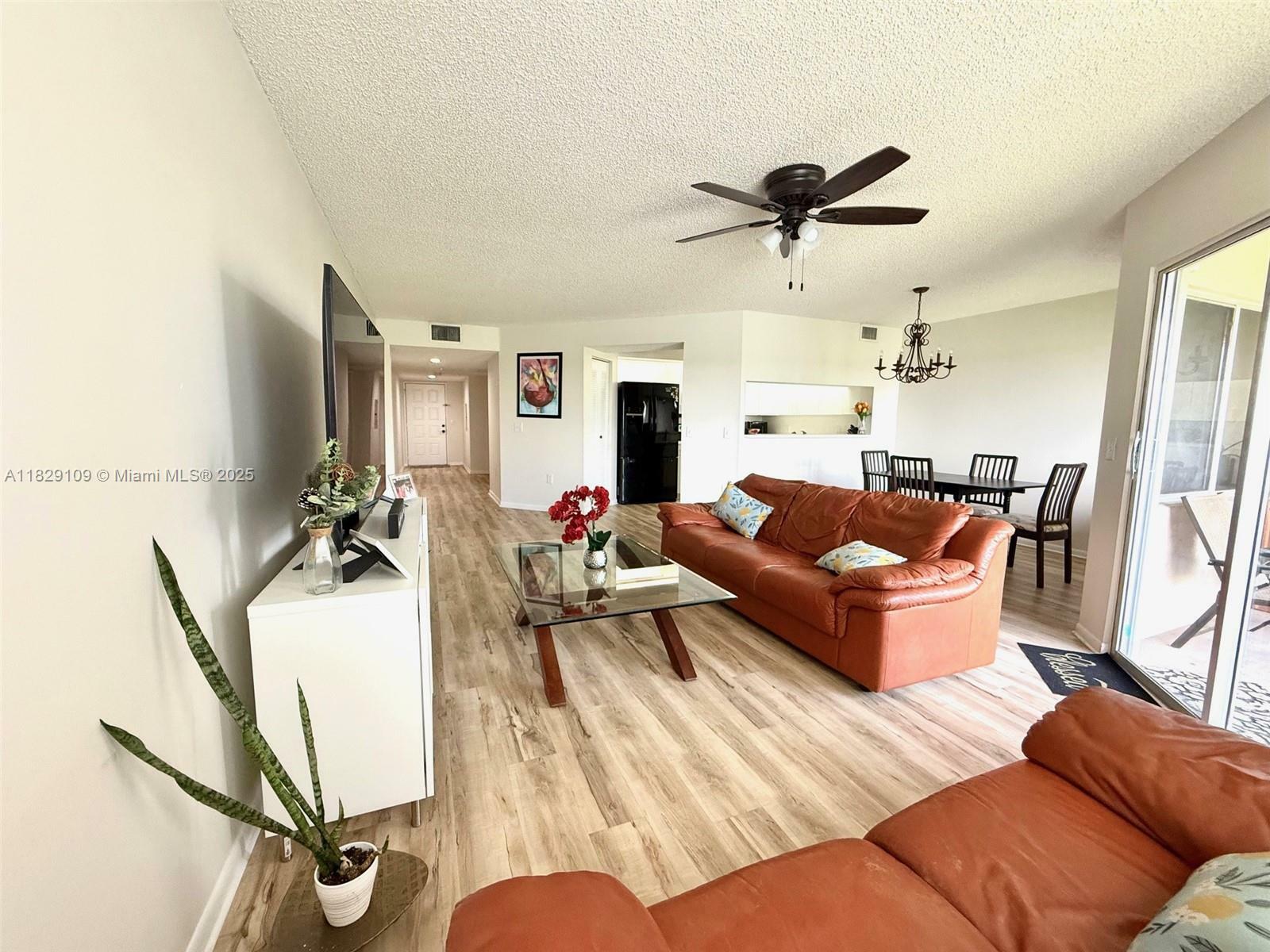 1400 SW 137th Ave 411F  Pembroke Pines FL 33027 photo