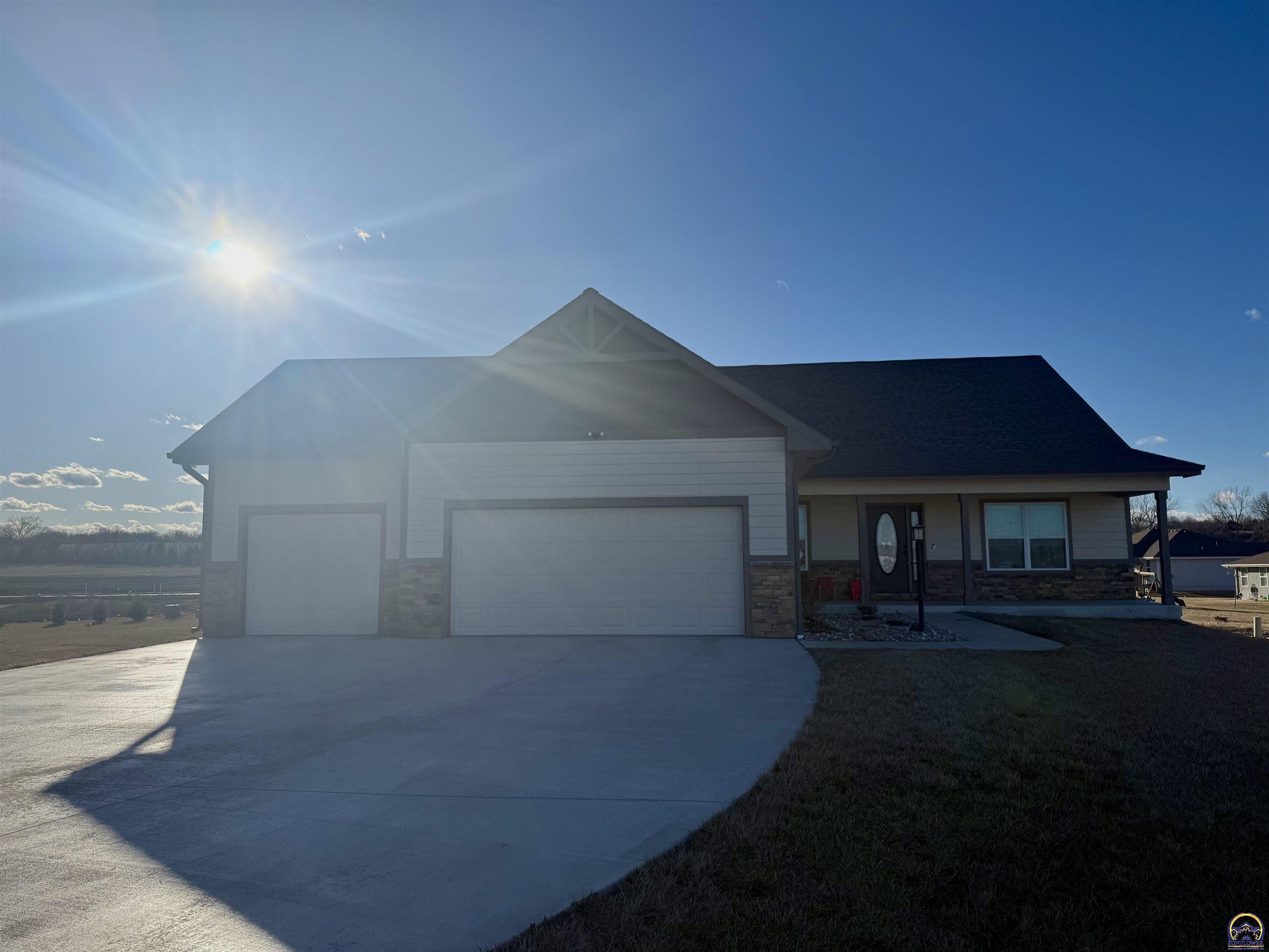 Property Photo: 4330 SW Lakeside Dr KS 66610