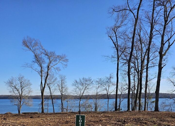 Property Photo: 282 Highland Cove AL 35630 - FLORENCE