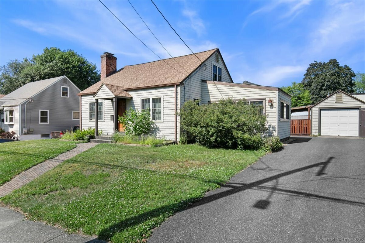Property Photo: 45 Ridge Street CT 06460