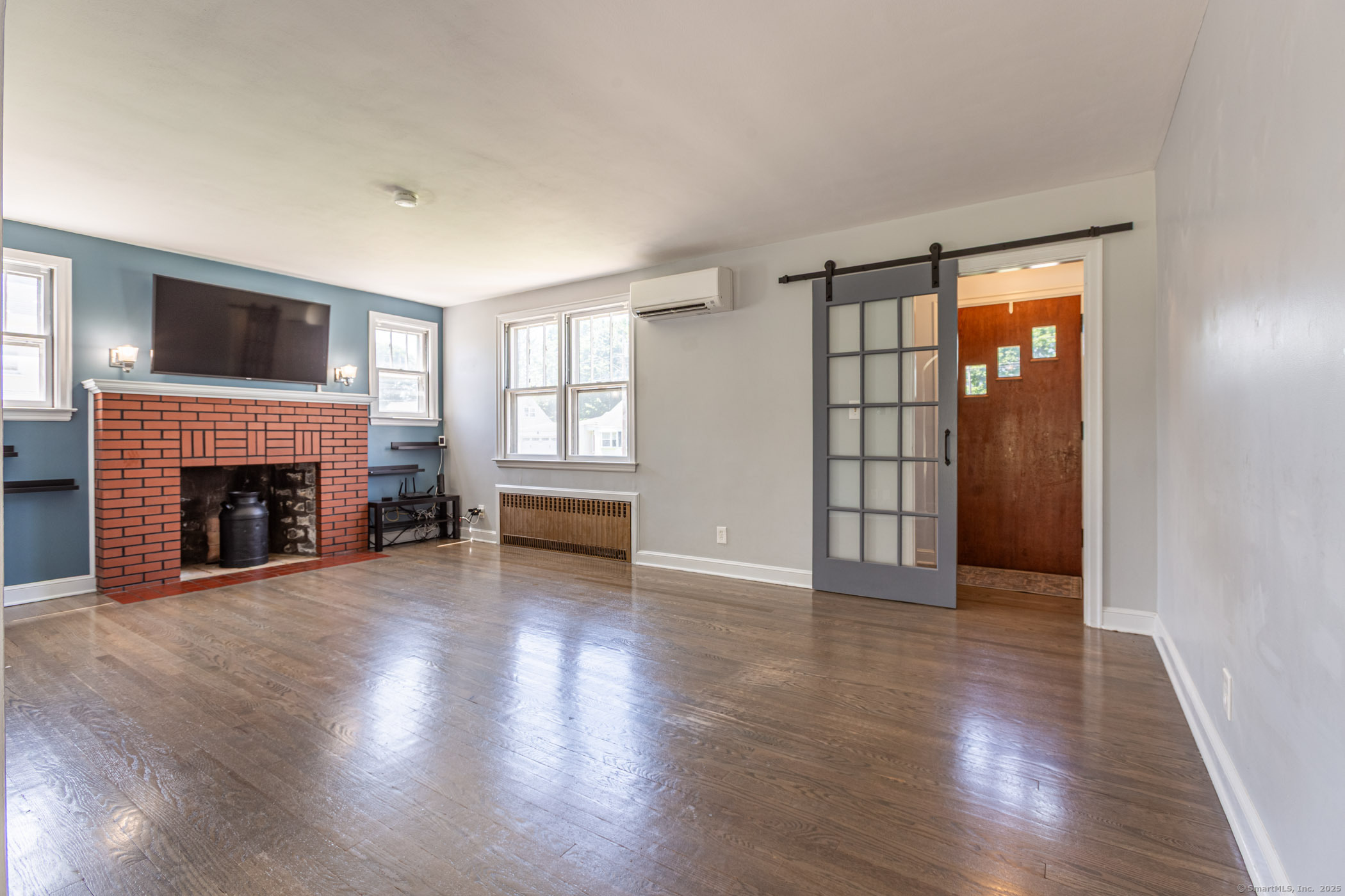 Property Photo: 55 East Street CT 06066