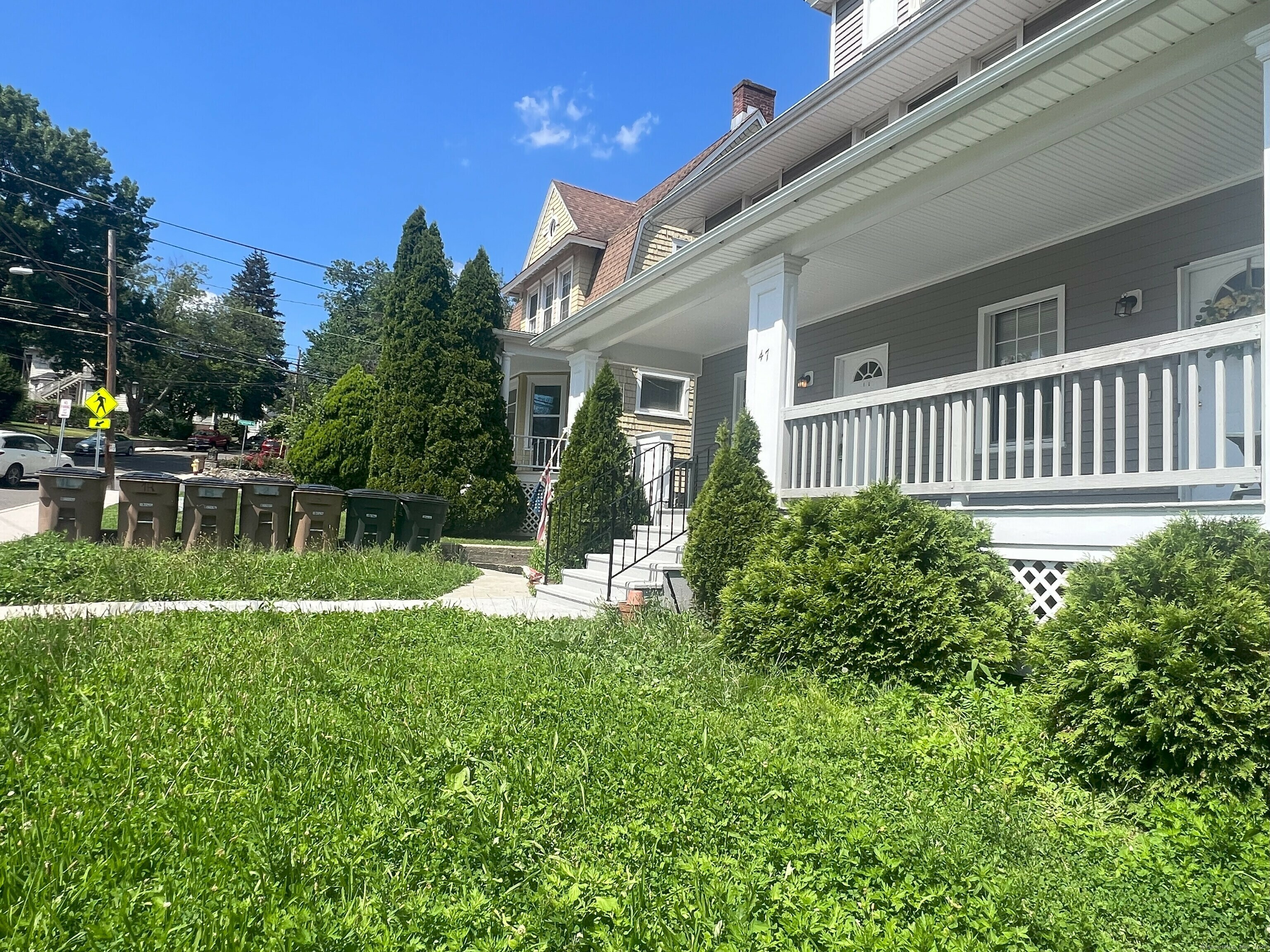Property Photo:  47 Lindale Street  CT 06902 