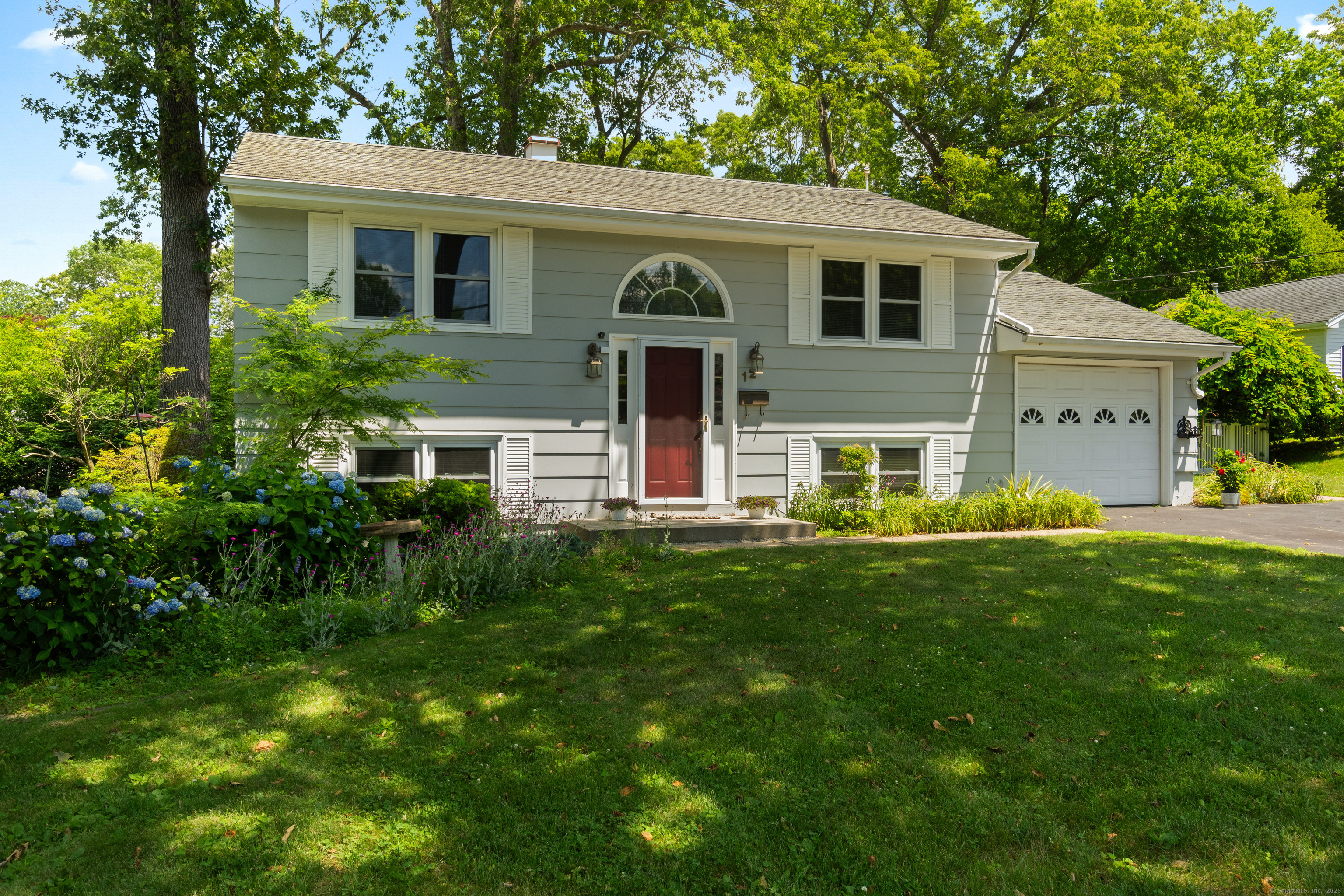 Property Photo:  12 Cedar Lane  CT 06360 