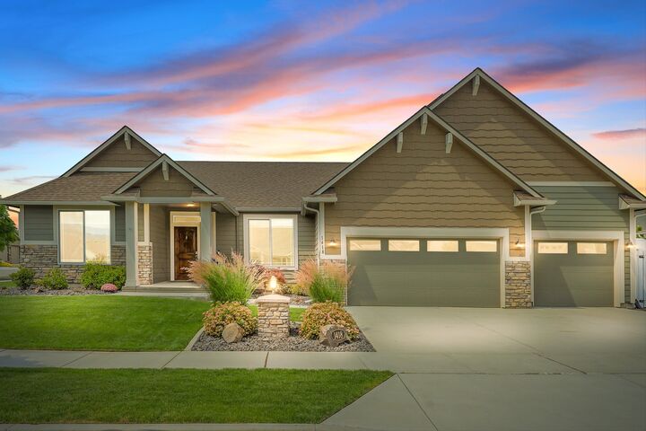 1418 S Cavalier St  Greenacres WA 99016 photo