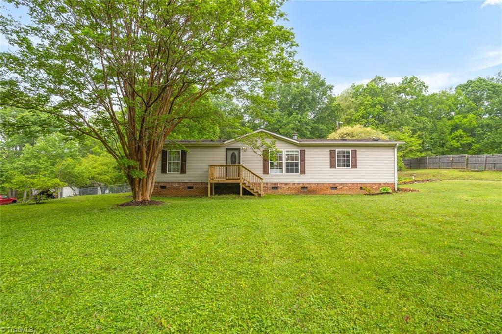 Property Photo:  3627 Nc Highway 772  NC 27052 