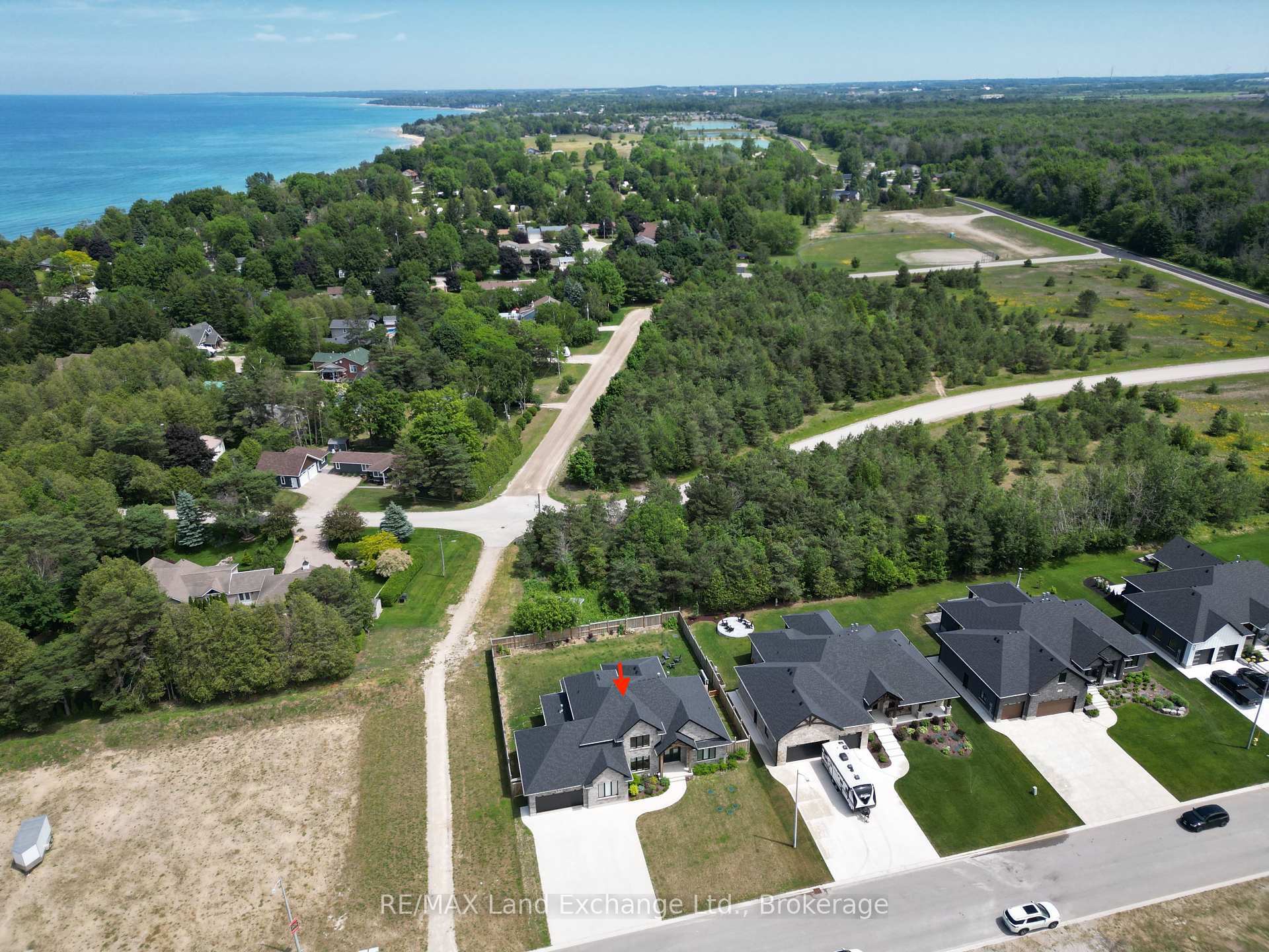 Property Photo: 915 Bogdanovic Way ON N2Z 0H3