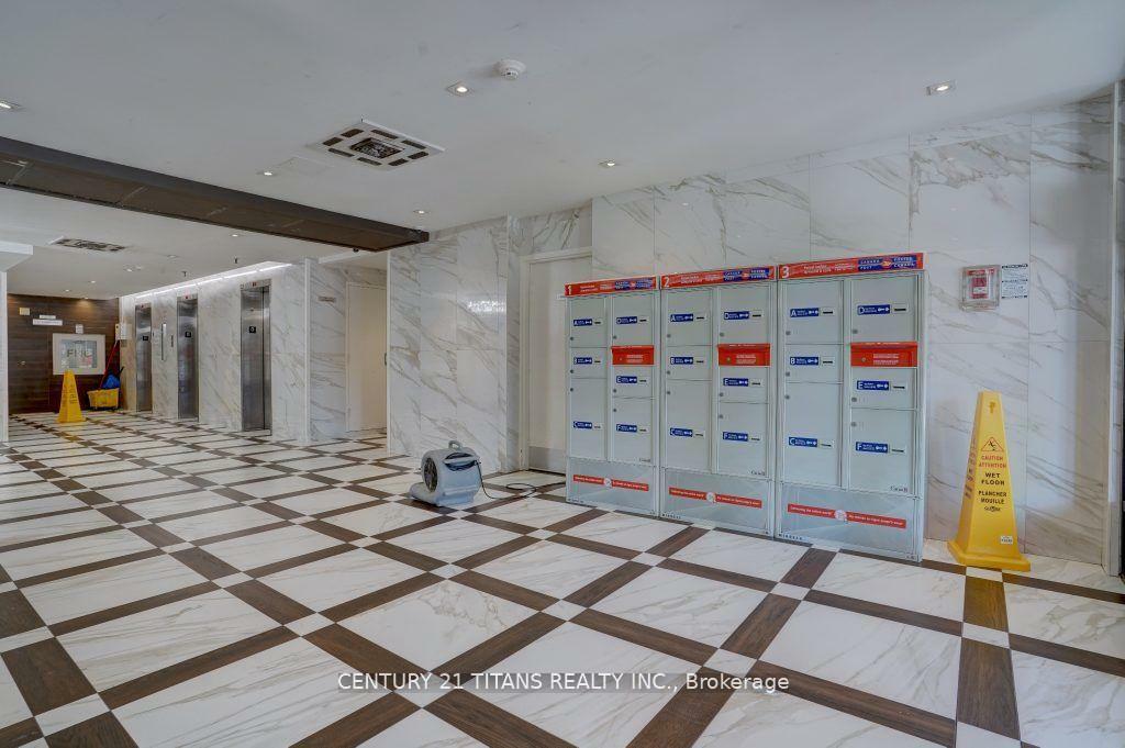 Property Photo: 100 Wingarden Court W 1715 ON M1B 2P4