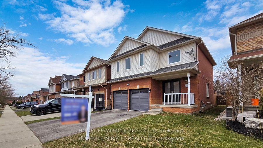 Property Photo: 126 Mowat Crescent ON L7G 6C8