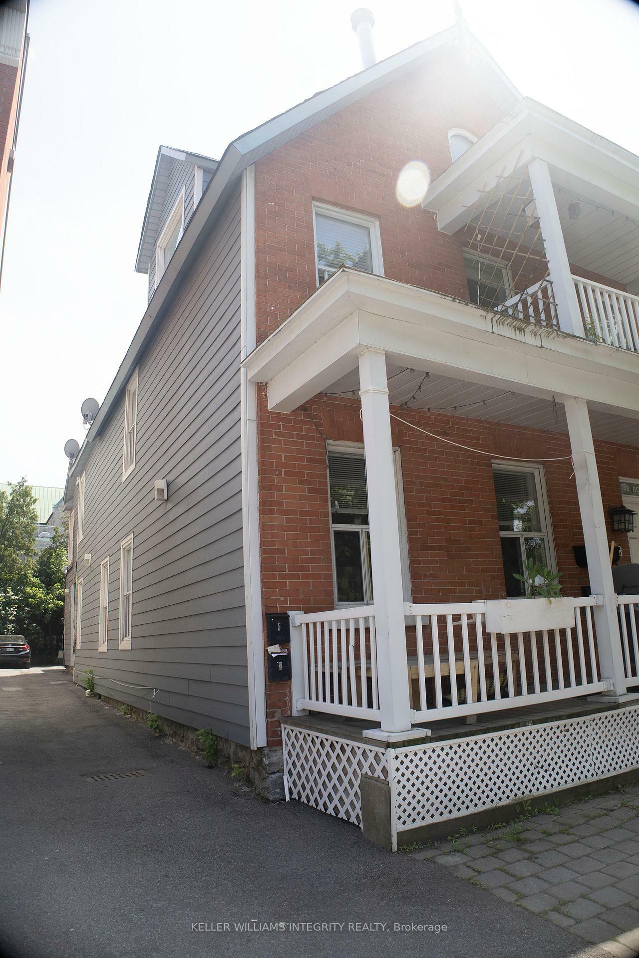 Property Photo: 48 Bolton Street ON K1N 1K7