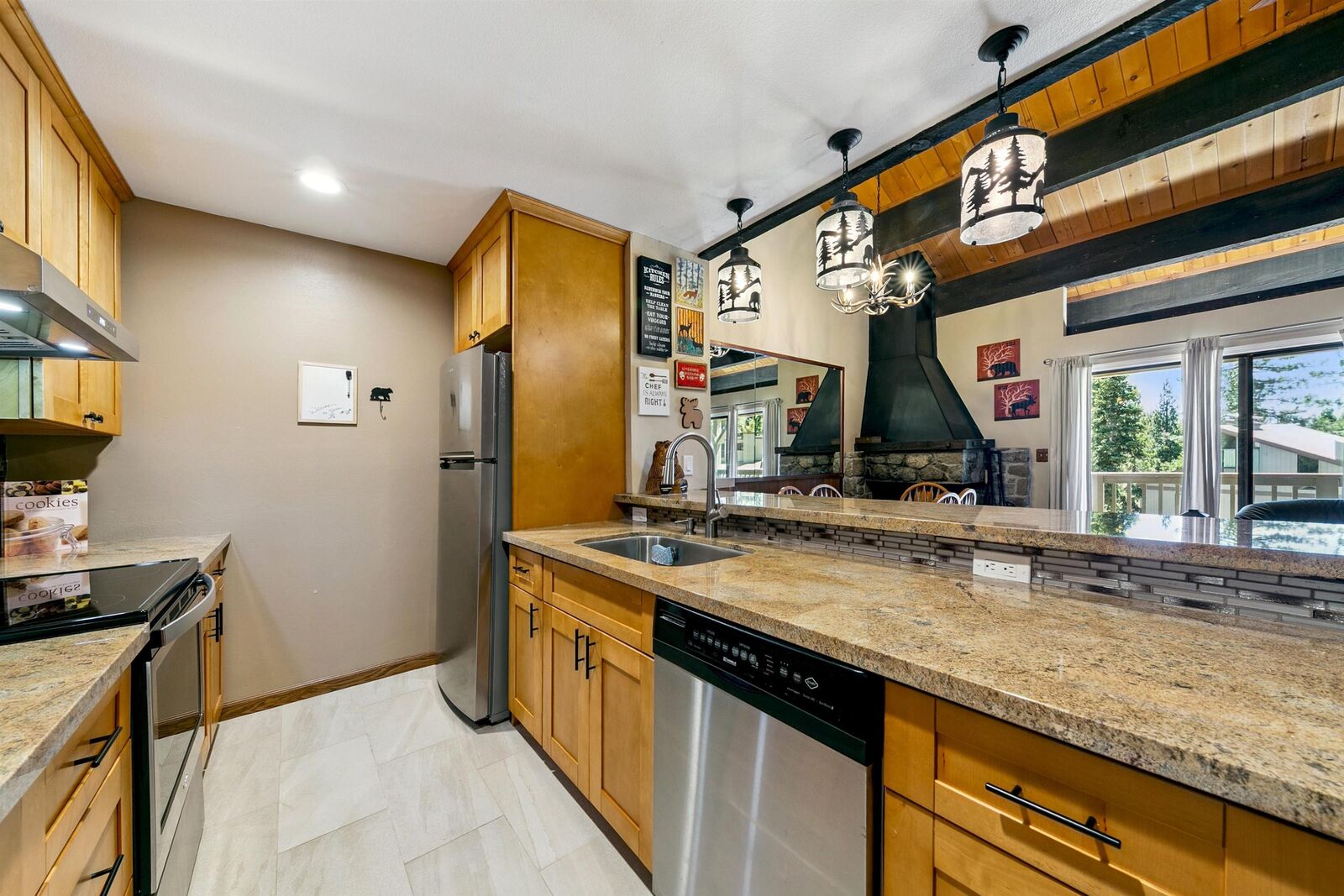 Property Photo: 1001 Commonwealth Drive 106 CA 98143