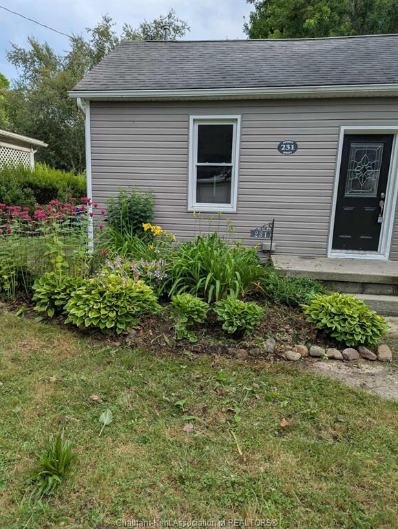 Property Photo: 231 Hughes Street ON N0P 1M0