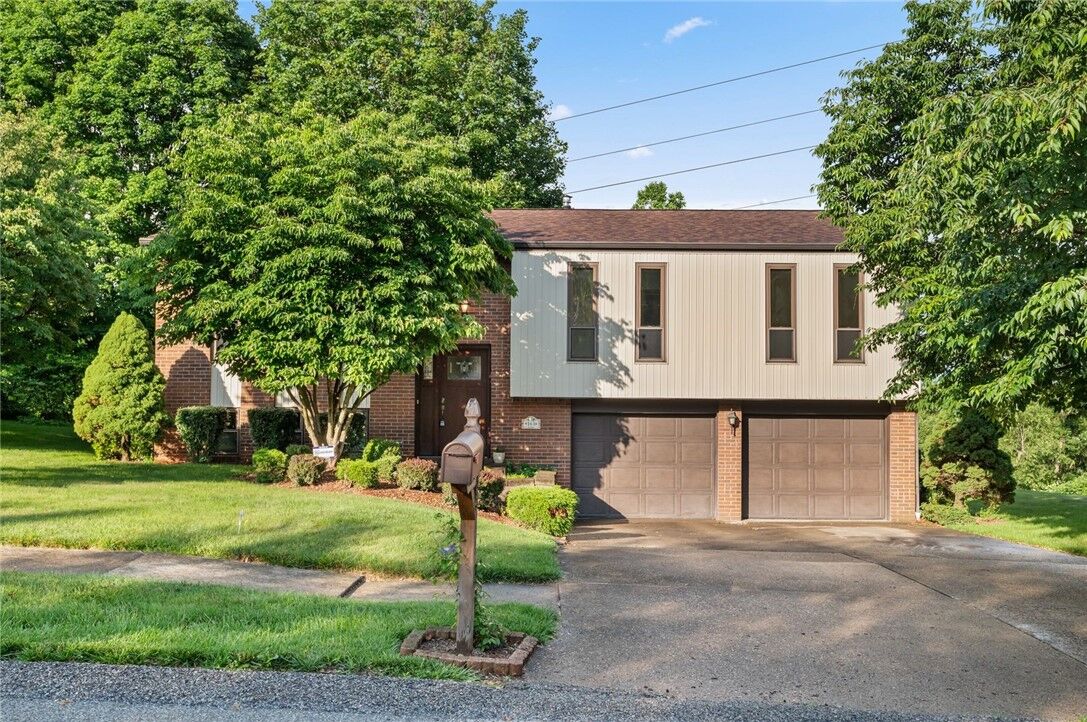 Property Photo: 163 Westminster Drive PA 15146