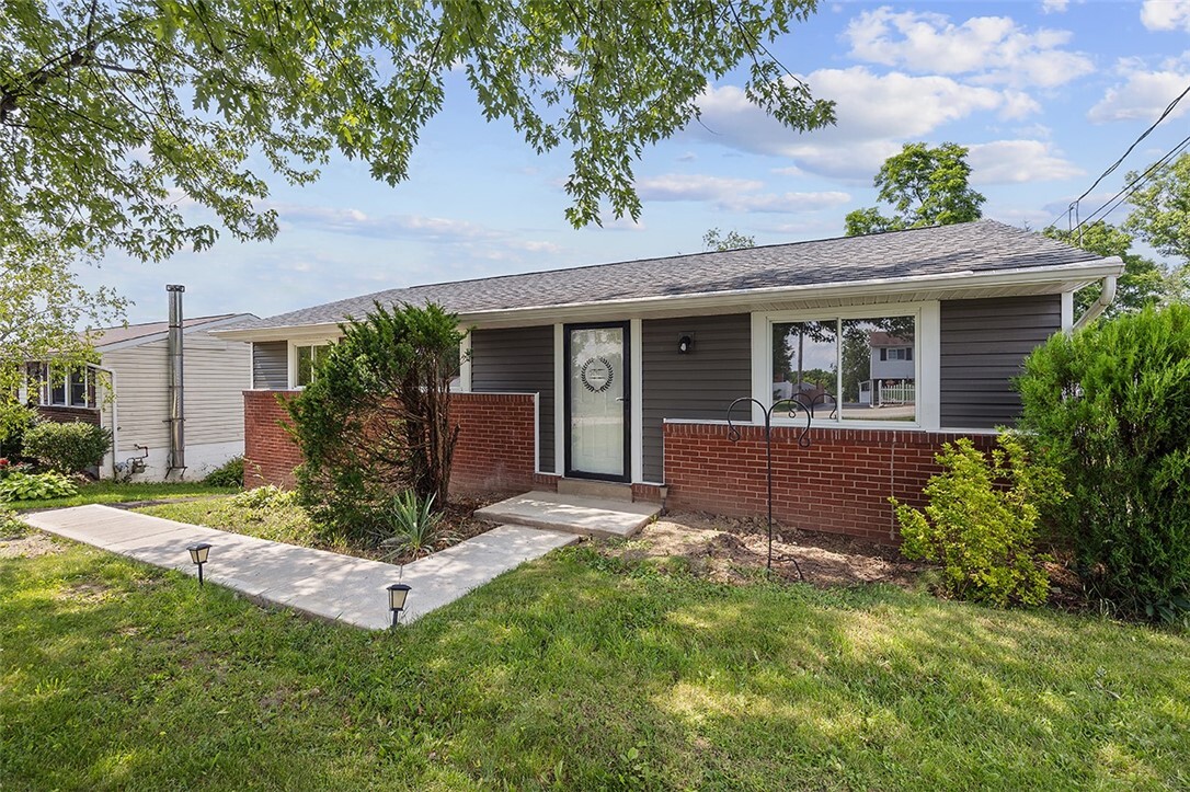 Property Photo: 7656 Steubenville Pike PA 15071