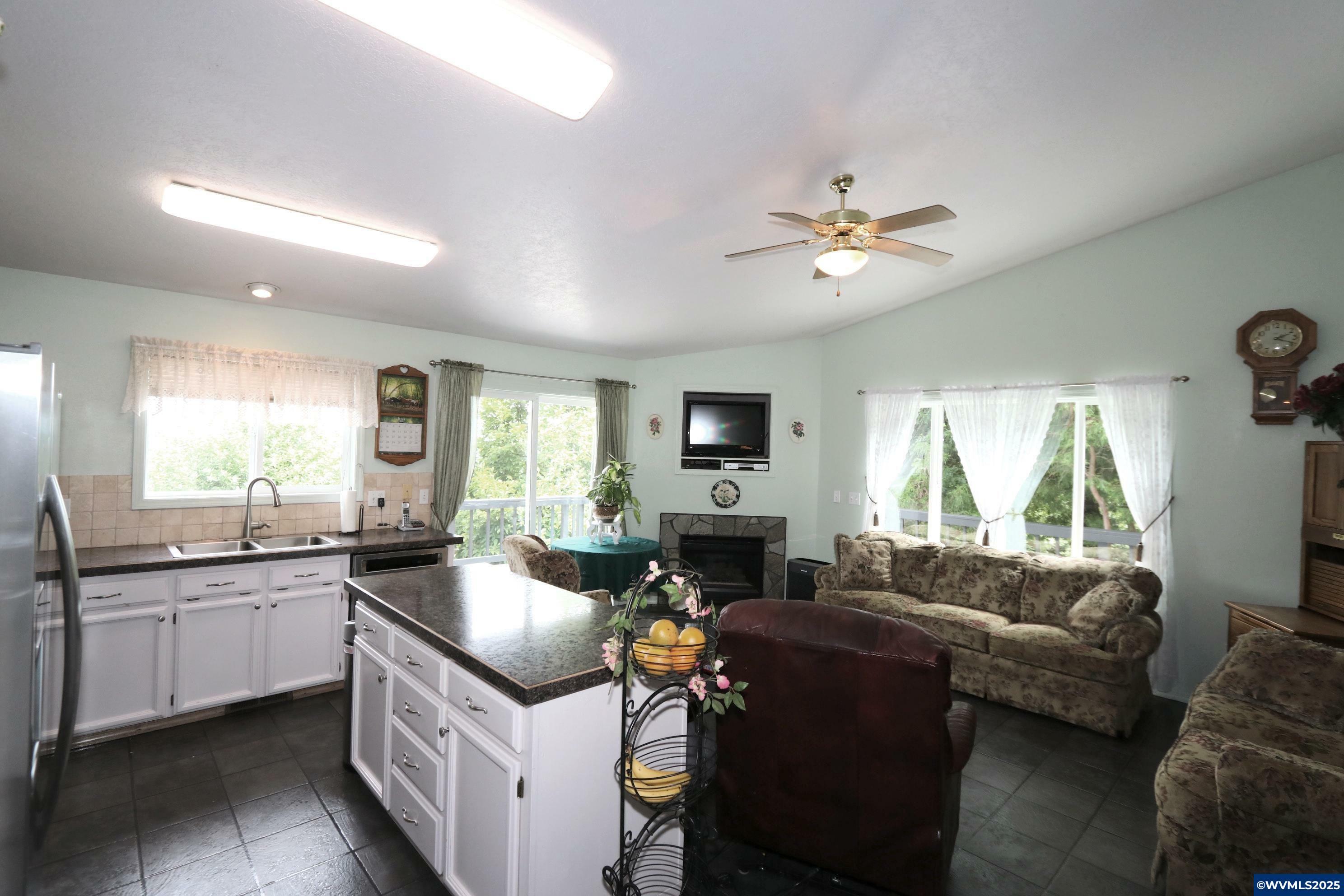 Property Photo: 3345 Sample Rd OR 97344