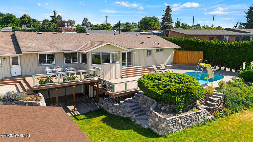 Property Photo:  5310 W Lincoln Ave  WA 98908 