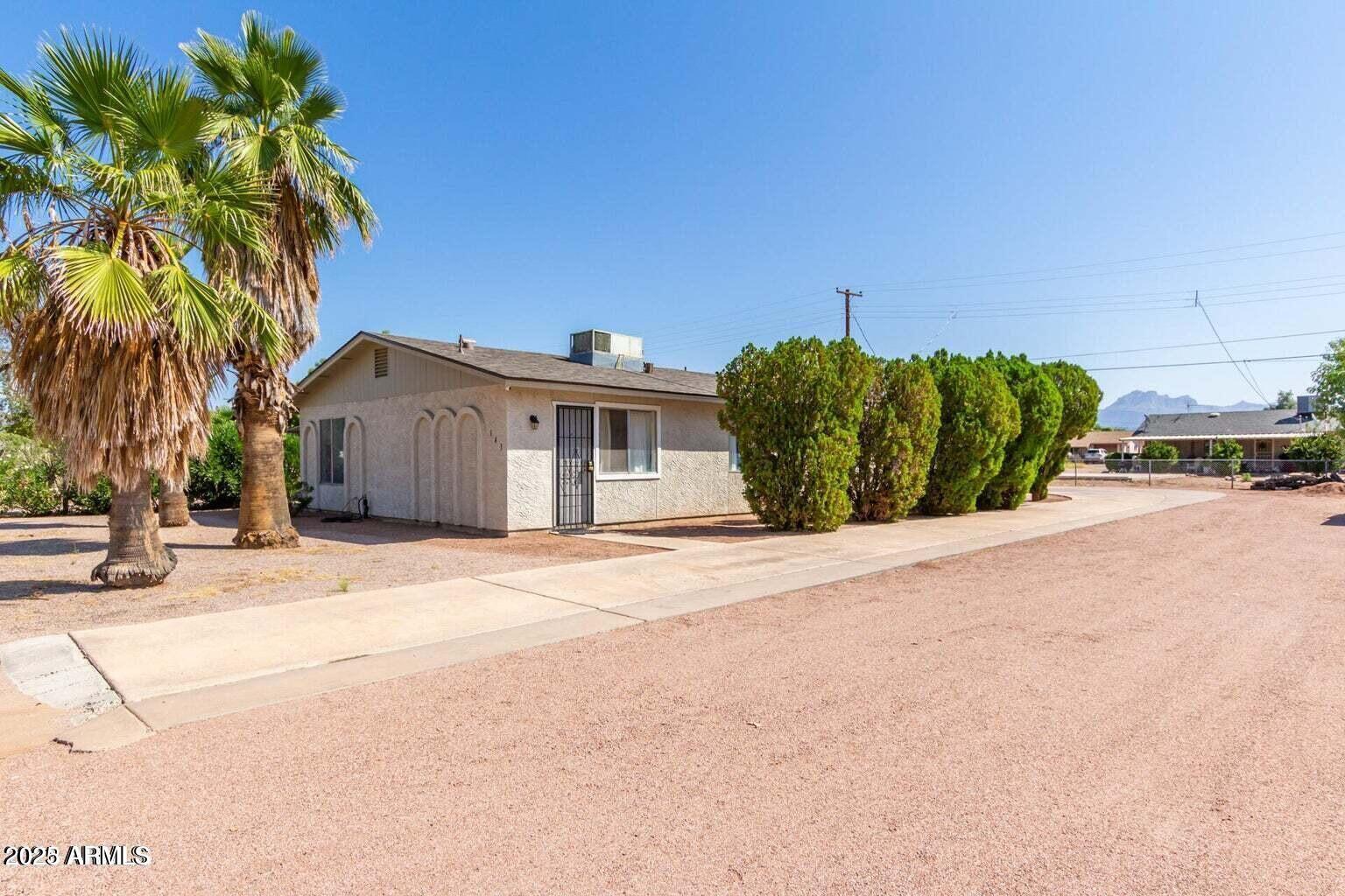 143 S Mountain Road  Apache Junction AZ 85120 photo