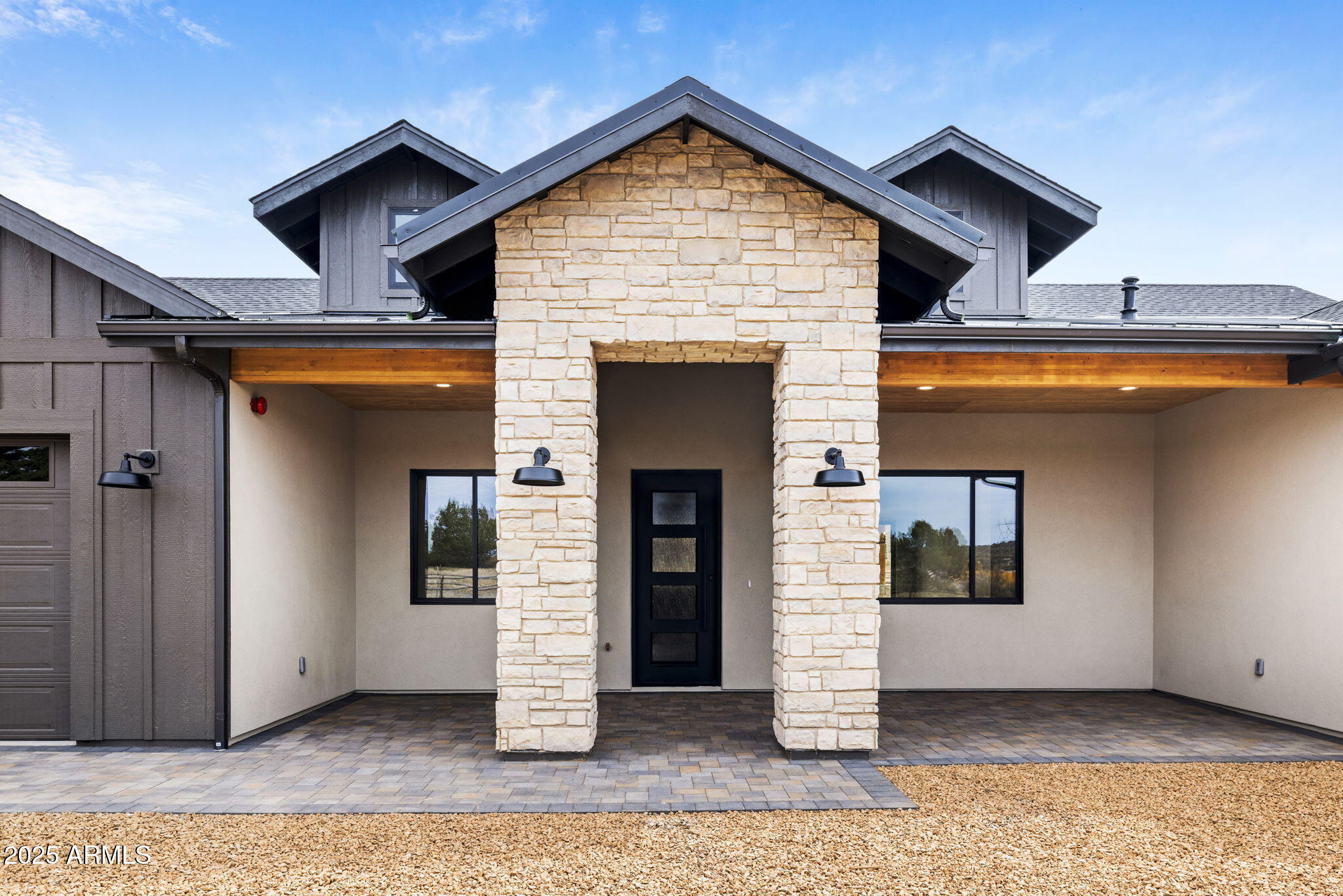 Property Photo: 5630 E Norma Drive AZ 86315