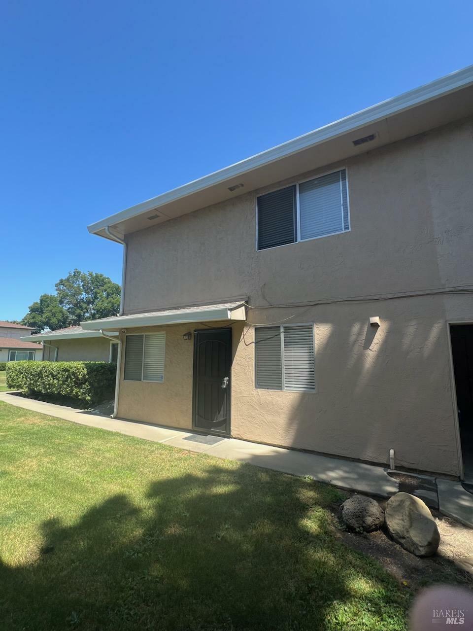 Property Photo:  1950 Duxburry Lane 2  CA 95687 