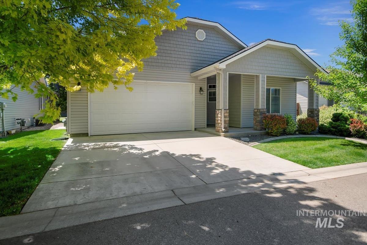 Property Photo: 114 SW 8th Ave ID 83642